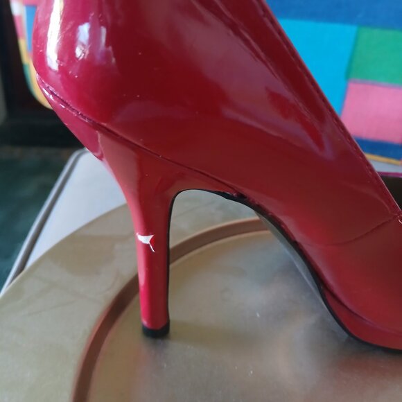 Love Moschino red heels - Picture 8 of 12